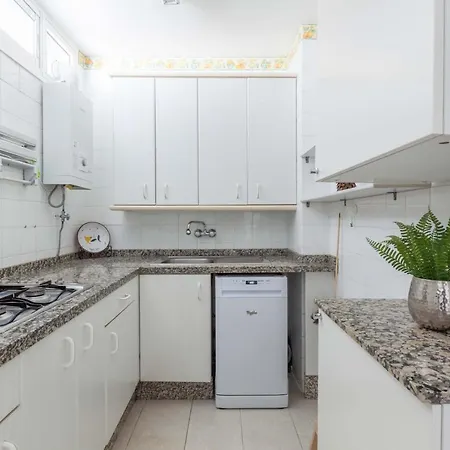 First Line Perla Seaviews Ref 60 * Fuengirola