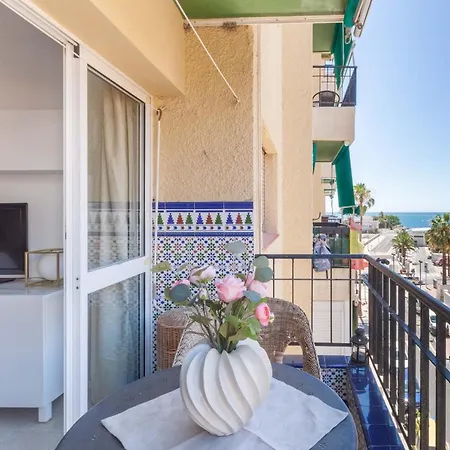 First Line Perla Seaviews Ref 60